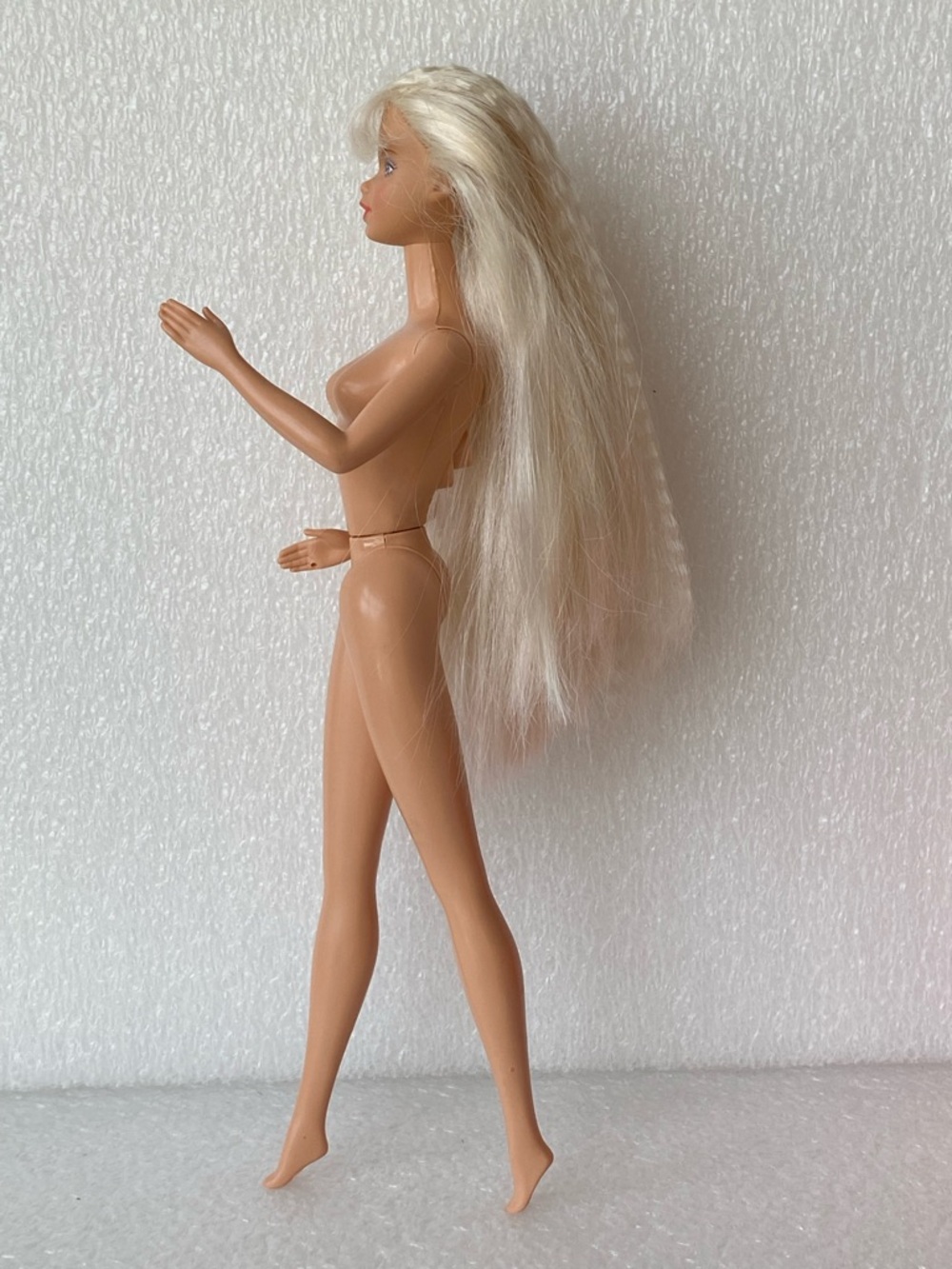 Vintage 1998 Birthday Party Blonde BARBIE Doll Mattel #22905 - NO Accessories - Picture 16 of 16